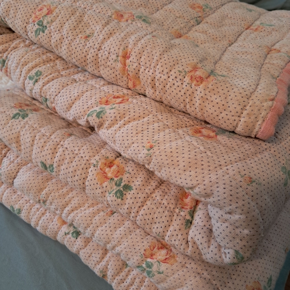 Vintage Antique Pink Quilt 68x84 Twin Floral Shabby Chic Cottage Retro Country - Picture 4 of 16